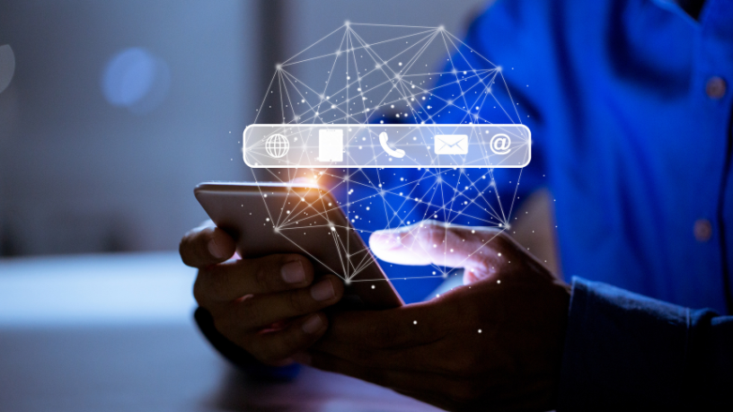 A experiência digital redefine a relação empresa sociedade e transforma expectativas, afirma Andre de Barros Faria.