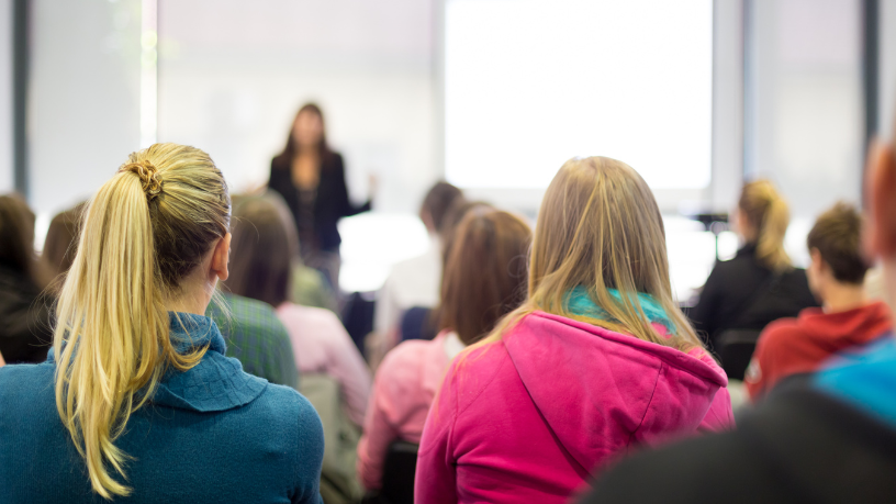 Meninas no STEM: como a tecnologia está transformando futuros e criando oportunidades em Petrópolis