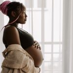 Desafios da Maternidade e Saúde Mental na Sociedade Contemporânea e Estratégias de Autocuidado